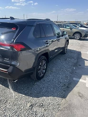 Toyota RAV4: 2022 г., 2.5 л, Автомат, Бензин, Кроссовер — 5
