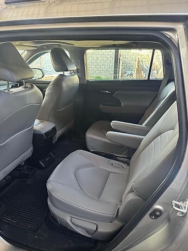 prius plus: Toyota Highlander: 2025 г., 2.5 л, Автомат, Гибрид, Кроссовер — 6