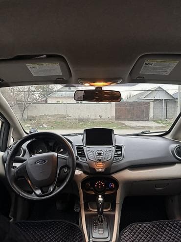 golf v: Ford Fiesta: 2011 г., 1.5 л, Вариатор, Бензин, Седан — 7