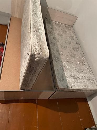 Туалетные столики: Штука 10000 — 1