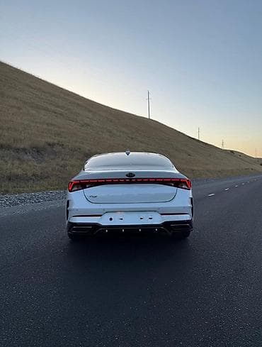 Продажа авто: Kia K5: 2020 г., 2 л, Автомат, Газ, Седан — 5