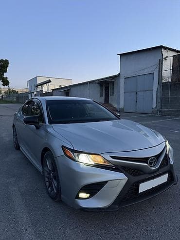 Продажа авто: Toyota Camry: 2018 г., 2.5 л, Автомат, Бензин, Седан — 2