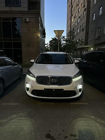 Kia Sorento: 2019 г., 2 л, Автомат, Бензин, Кроссовер at lalafo.kg Kia Sorento: 2019 г., 2 л, Автомат, Бензин, Кроссовер