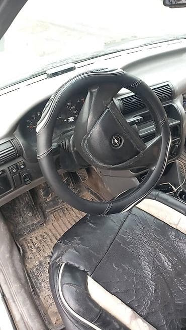 опел каропка: Opel Kadett: 1992 г., Бензин, Хэтчбэк — 2