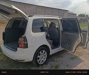 touran: Volkswagen Touran: 2018 г., 1.6 л, Механика, Бензин, Минивэн — 10