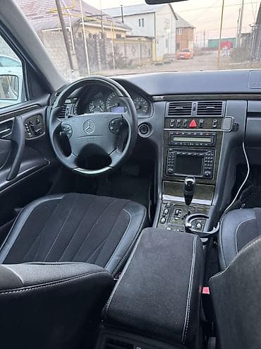 mers 220: Mercedes-Benz E-Class: 2002 г., 3.2 л, Автомат, Бензин, Седан — 7