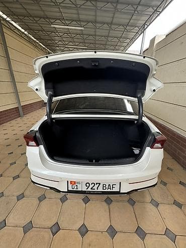 киа продаю: Kia K5: 2021 г., 2 л, Автомат, Газ, Седан — 5
