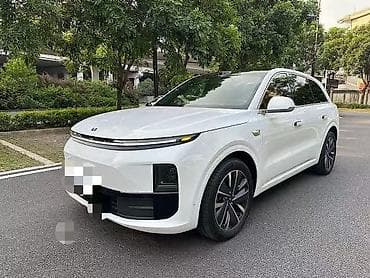 byd khan: Lixiang L6: 2025 г., 1.5 л, Автомат, Гибрид, Кроссовер — 1