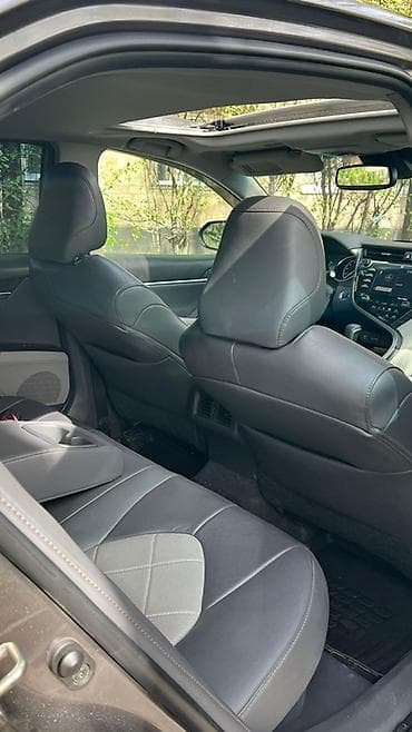 lexus e: Toyota Camry: 2019 г., 2.5 л, Вариатор, Гибрид, Седан — 6