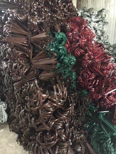 уголок металлический: Жестяные изделие конек 12х12, 15х15. жалоба сливы все цвета. джи — 4