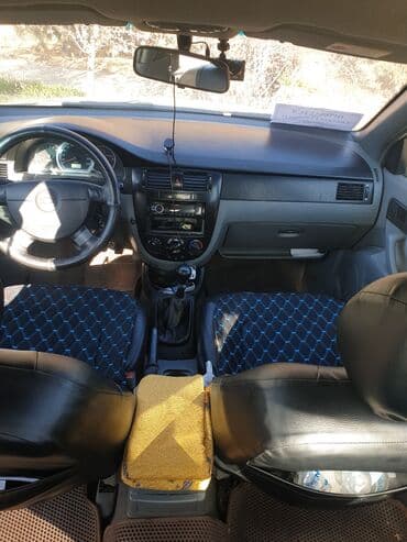 авто с последующим выкупом хонда фит: Chevrolet Lacetti: 2005 г., 1.6 л, Механика, Бензиновая, Седан — 8