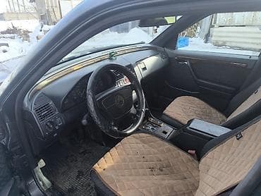 merc 210: Mercedes-Benz C-Class: 1993 г., 2.2 л, Автомат, Бензин, Седан — 5