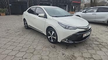 nissan cefiro 2 5: Toyota Corolla: 2019 г., 1.8 л, Вариатор, Гибрид, Седан — 8