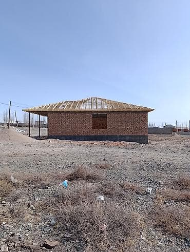 one construction: Yй салабыз Кирпич коебуз Пай дубал, фундамент чатыр жабабыз, кровля — 10