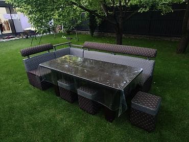 used bed: Кухонный стол и стул, Б/у, цвет - Коричневый — 2