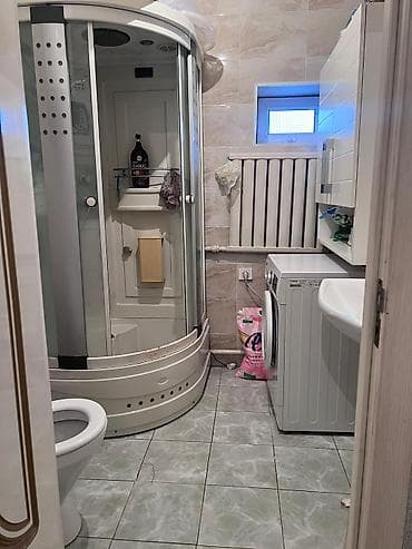 садовый дом: Продаётся уютный частный дом. Участок 4,5 соток, просторный двор с — 10