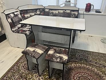 стол кухонный уголок: Кухонный стол и стул, Б/у, цвет - Белый — 3