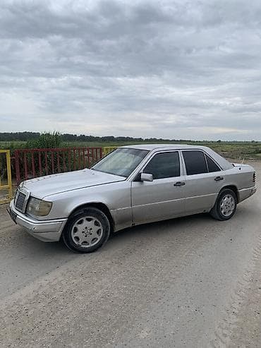 москва спринтер: Mercedes-Benz W124: 1990 г. — 3