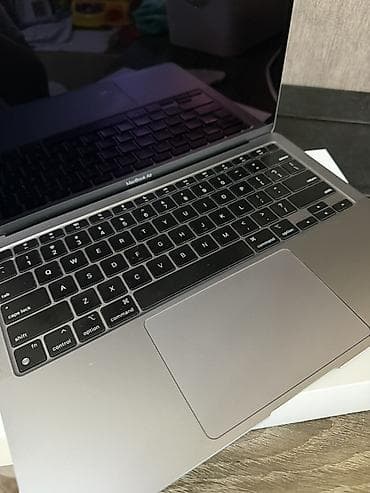 apple: Apple MacBook Air, цвет Space Gray. Ключевые особенности: - Экран — 3