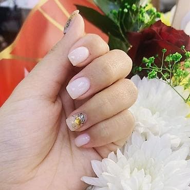 Набор для мастера маникюра лампа работает, большинство полные лаки