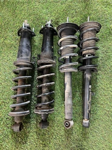Комплект амортизаторов Toyota 2010 г., Б/у, Оригинал, Япония