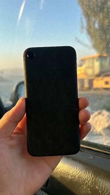 IPhone SE 2020, Б/у, 64 ГБ, Черный, 100 %
