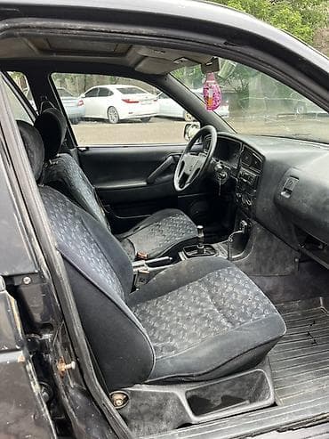 передний бампер на одиссей: Volkswagen Passat: 1993 г., 1.8 л, Механика, Бензин, Универсал — 7