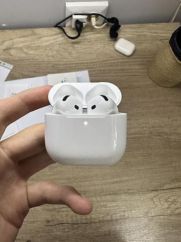 Динамики и колонки: Airpods 4 оригинал Носились в чехле состояние хорошее Покупались в — 2