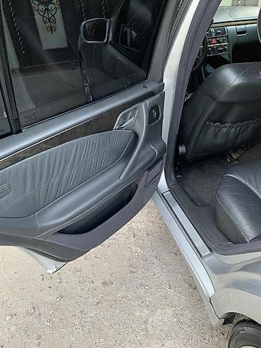 Транспорт: Mercedes-Benz E-Class: 2001 г., 3.2 л, Автомат, Газ, Седан — 8