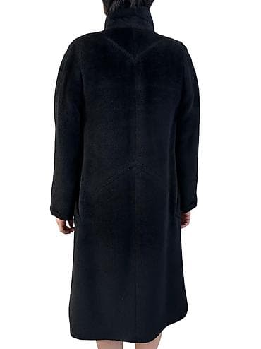 альпако: Шуба Зима Альпака 🦙 Состояние идеальное Покупали за 70.000 Отдам — 1