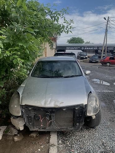 Nissan Skyline: 2002 г., 2.5 л, Автомат, Бензин, Седан