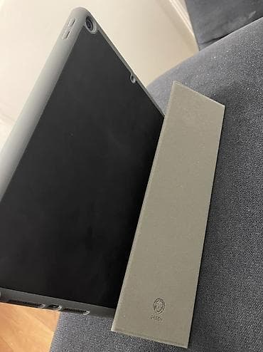 чехол ipad: Планшет, Apple, память 64 ГБ, 10" - 11", Wi-Fi, Б/у, Классический цвет - Серебристый — 2