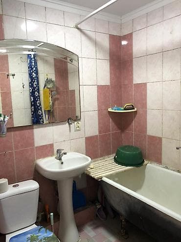 Батирлер: 3 бөлмө, Менчик ээси, Чогуу жашоо менен — 4