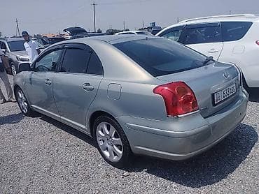 124 e500: Toyota Avensis: 2005 г., 2 л, Седан — 2