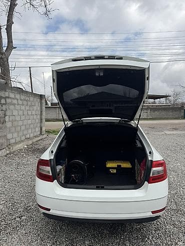 к 700а: Skoda Octavia: 2018 г., 1.6 л, Автомат, Бензин, Седан — 7