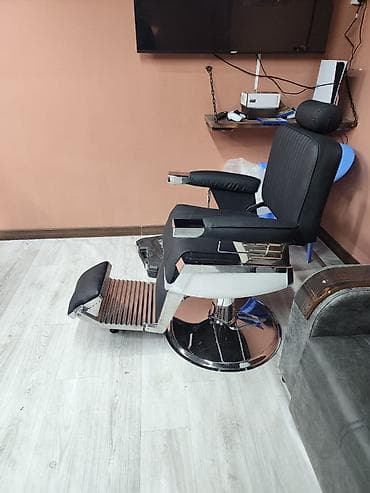 педикюрные кресло: Продаю Барберское кресло с гидравликой новый - Профессиональное — 2