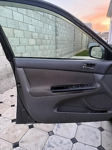camry 5: Toyota Camry: 2005 г., 2.4 л, Автомат, Бензин, Седан — 8