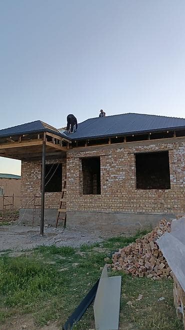 В аэропорту Манас тарапта Кут конушунан жаны салынган ушул Уй сатылат