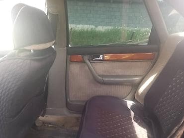 авто машина в расрочку: Audi 100: 1991 г., Механика, Седан — 7