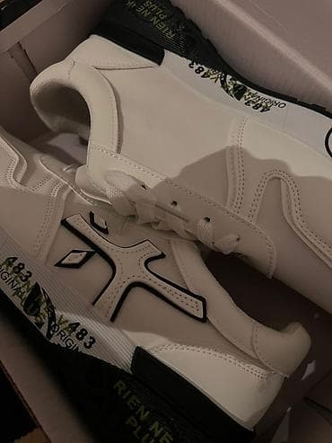 Спорттук бут кийим: Эркектердин кроссовкасы, 43, Жаңы, түсү - Ак, Өзү алып кетүү — 2