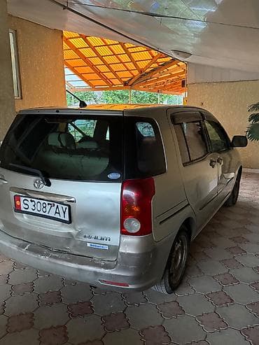 мотор раум: Toyota Raum: 2004 г., Автомат, Бензин — 2