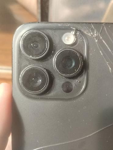 Техника и электроника: IPhone 15 Pro Max, Б/у, 256 ГБ, Графит, Зарядное устройство — 6