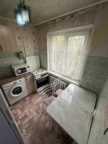 сдаю квартира военно антоновка: 2 комнаты, С мебелью полностью — 7