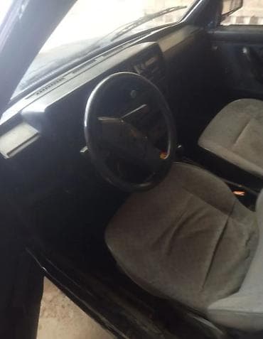 Volkswagen Golf: 1991 г., 1.8 л, Кол менен иштөөчү, Бензин — 1