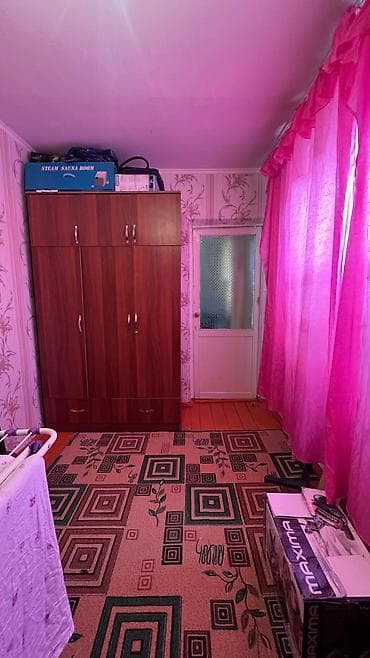 ищу гостиницу: 3 комнаты, 50 м², 2 этаж, Косметический ремонт — 7