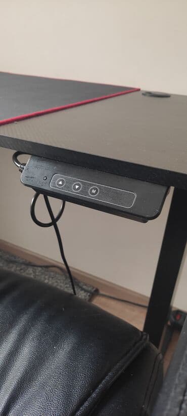 стол и стул для компьютера: Компьютерный стол и стул все новое стол 140*60 новый пришел с — 3