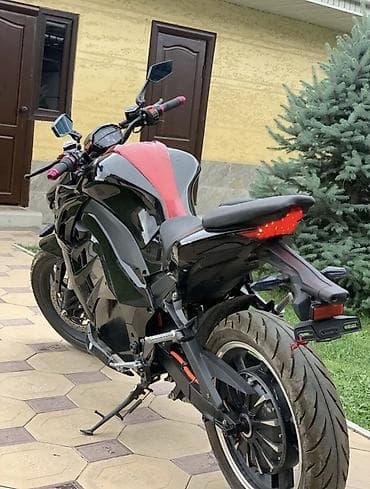 мото зит: Kawasaki z1000 Электромотоцикл стрит/нейкед класса. 3000 кВт 72V/60Ah — 4