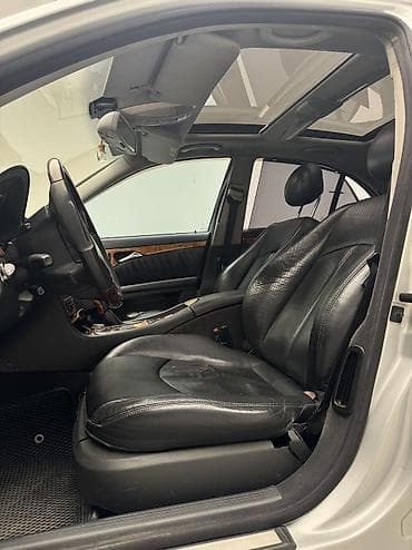 автомобиль на обмен: Mercedes-Benz E-Class: 2002 г., 5 л, Автомат, Бензин, Седан — 8