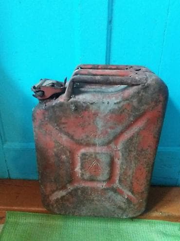 канистра для бензина металлическая: Канистра 20 л — 1