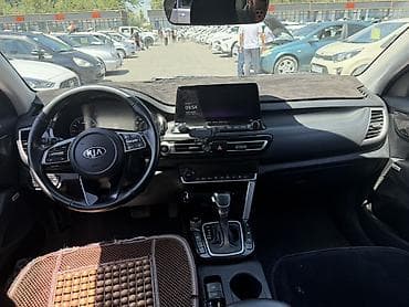 Транспорт: Kia Seltos: 2020 г., 1.6 л, Автомат, Бензин, Кроссовер — 8